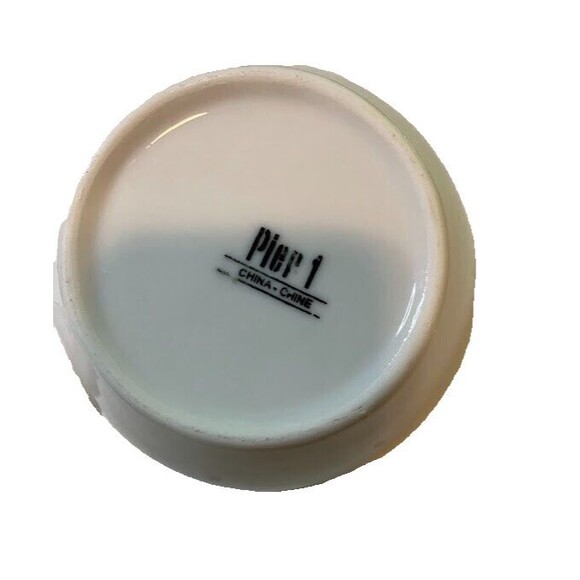 Pier 1 Cottagecore White Stoneware 3 Cup Teapot w/Bamboo Handle 5"H x 7"W - Picture 5 of 5